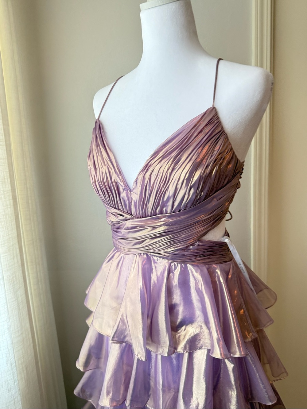 Lucci Lu 1362 Lilac Metallic Chiffon Tiered Formal Prom Dress Size 4